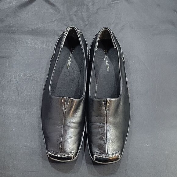 NATURALIZER SQUARE TOE SLIP-ON WOMEN"S LEATHER LOAFER - Picture 1 of 14